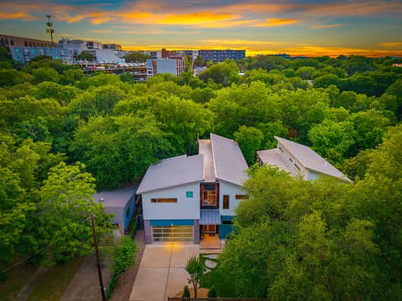 Wander Austin Sanctuary - Image 2